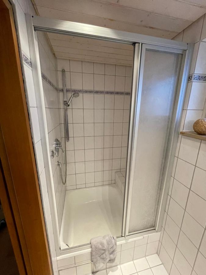 2-Zimmer-Nichtraucher-Ferienwohnung Strobel Τούμπινγκεν Εξωτερικό φωτογραφία