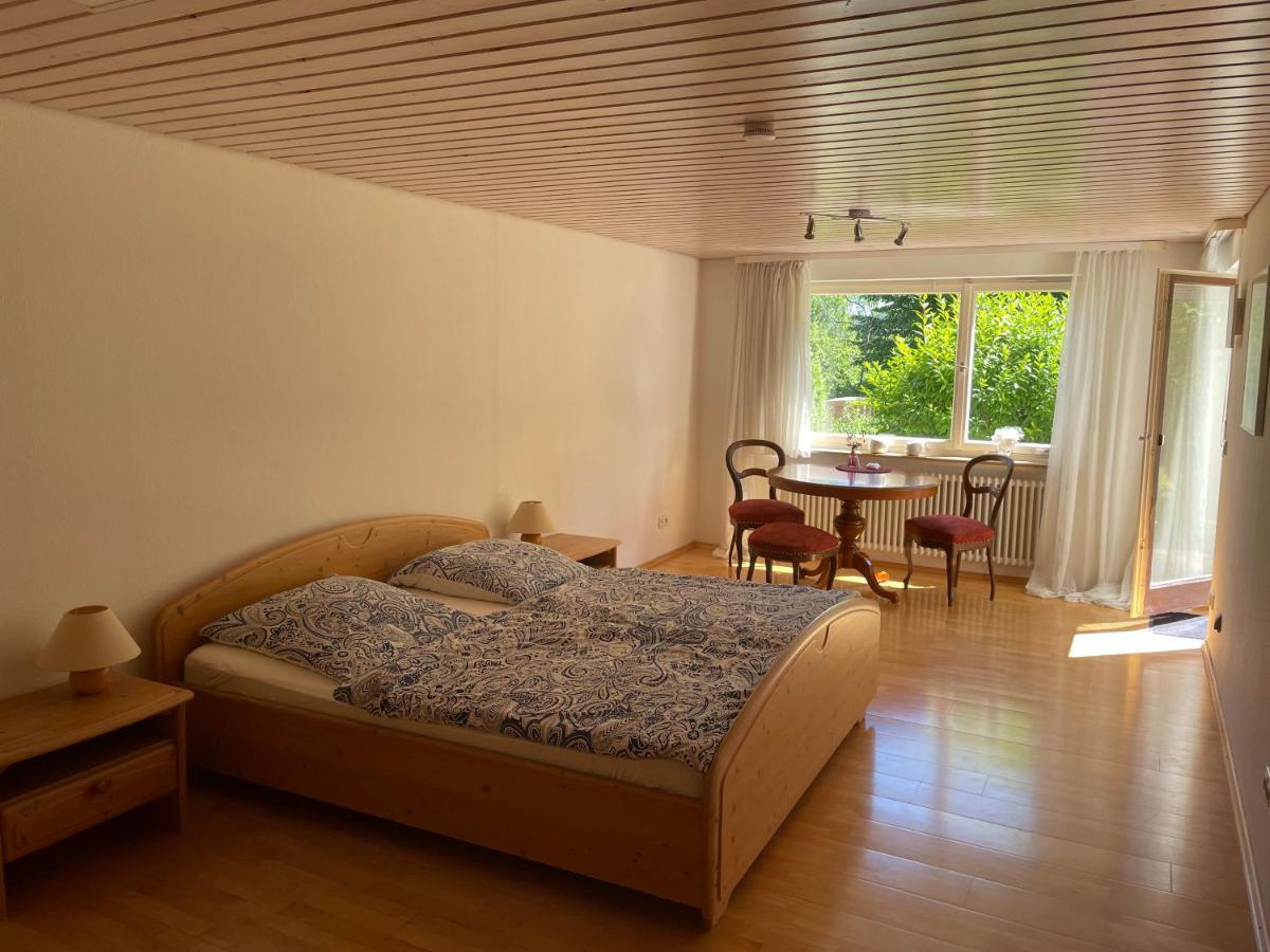2-Zimmer-Nichtraucher-Ferienwohnung Strobel Τούμπινγκεν Εξωτερικό φωτογραφία